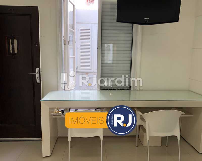 Conheça Quarto/sala do imóvel - Kitnet/Conjugado À Venda - Leblon - Rio de Janeiro - RJ - LAKI10045 - 3 Quarto/sala - Kitnet/Conjugado À Venda - Leblon - Rio de Janeiro - RJ - LAKI10045 - 3