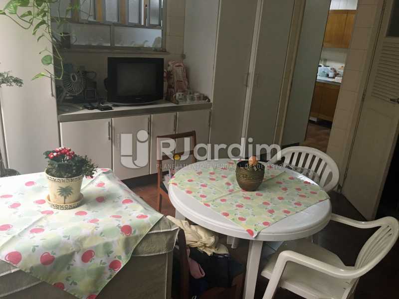 Conheça área de serviço do imóvel - Apartamento À Venda - Copacabana - Rio de Janeiro - RJ - LAAP40813 - 22 área de serviço - Apartamento À Venda - Copacabana - Rio de Janeiro - RJ - LAAP40813 - 22