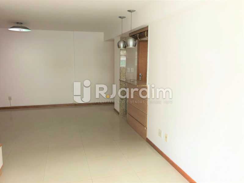 Conheça Sala do imóvel - Apartamento À Venda - Botafogo - Rio de Janeiro - RJ - LAAP32223 - 3 Sala - Apartamento À Venda - Botafogo - Rio de Janeiro - RJ - LAAP32223 - 3