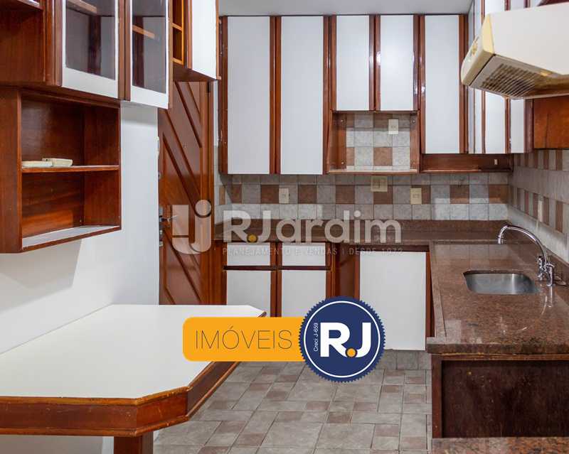 Conheça cozinha do imóvel - Apartamento à venda Rua Barão de Mesquita,Tijuca, Zona Norte - Grande Tijuca,Rio de Janeiro - R$ 620.000 - LAAP32224 - 24 cozinha - Apartamento à venda Rua Barão de Mesquita,Tijuca, Zona Norte - Grande Tijuca,Rio de Janeiro - R$ 620.000 - LAAP32224 - 24