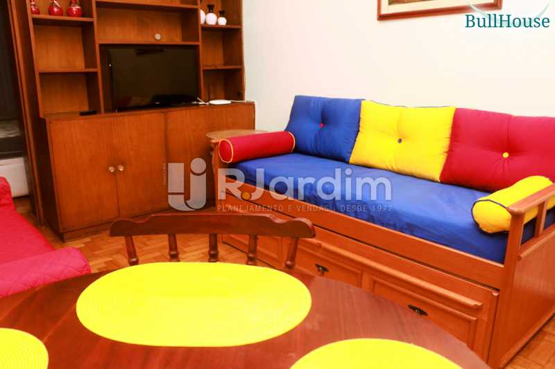 Conheça SALA 3 do imóvel - Kitnet/Conjugado Avenida Nossa Senhora de Copacabana,Copacabana, Zona Sul,Rio de Janeiro, RJ Para Alugar, 1 Quarto, 38m² - LAKI10046 - 4 SALA 3 - Kitnet/Conjugado Avenida Nossa Senhora de Copacabana,Copacabana, Zona Sul,Rio de Janeiro, RJ Para Alugar, 1 Quarto, 38m² - LAKI10046 - 4