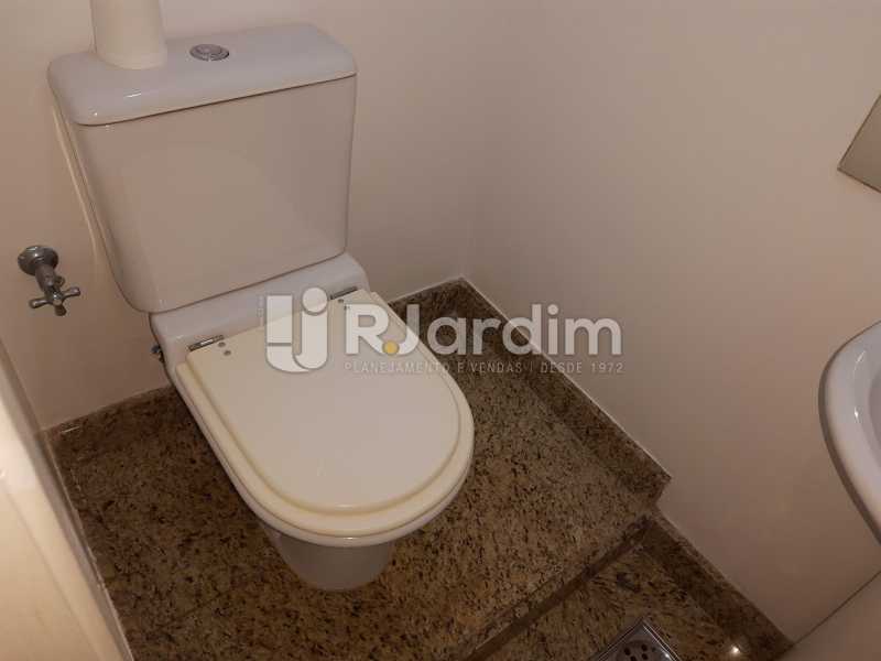 Conheça LAVABO do imóvel - Apartamento À Venda - Copacabana - Rio de Janeiro - RJ - LAAP40815 - 18 LAVABO - Apartamento À Venda - Copacabana - Rio de Janeiro - RJ - LAAP40815 - 18