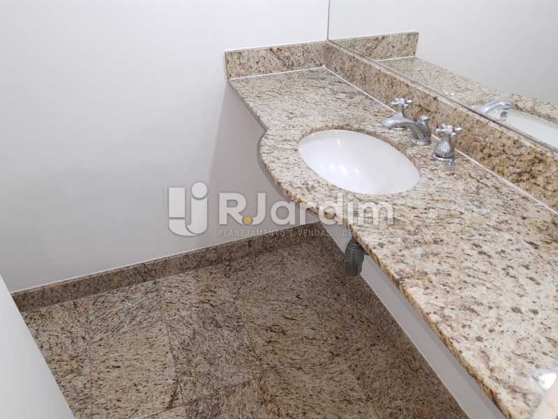 Conheça BANHEIRO SUÍTE do imóvel - Apartamento À Venda - Copacabana - Rio de Janeiro - RJ - LAAP40815 - 24 BANHEIRO SUÍTE - Apartamento À Venda - Copacabana - Rio de Janeiro - RJ - LAAP40815 - 24