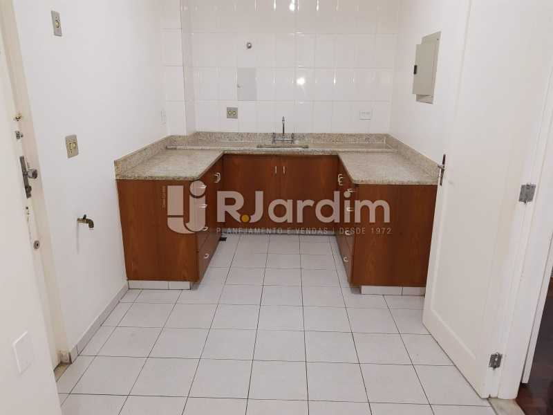 Conheça COZINHA do imóvel - Apartamento À Venda - Copacabana - Rio de Janeiro - RJ - LAAP40815 - 28 COZINHA - Apartamento À Venda - Copacabana - Rio de Janeiro - RJ - LAAP40815 - 28