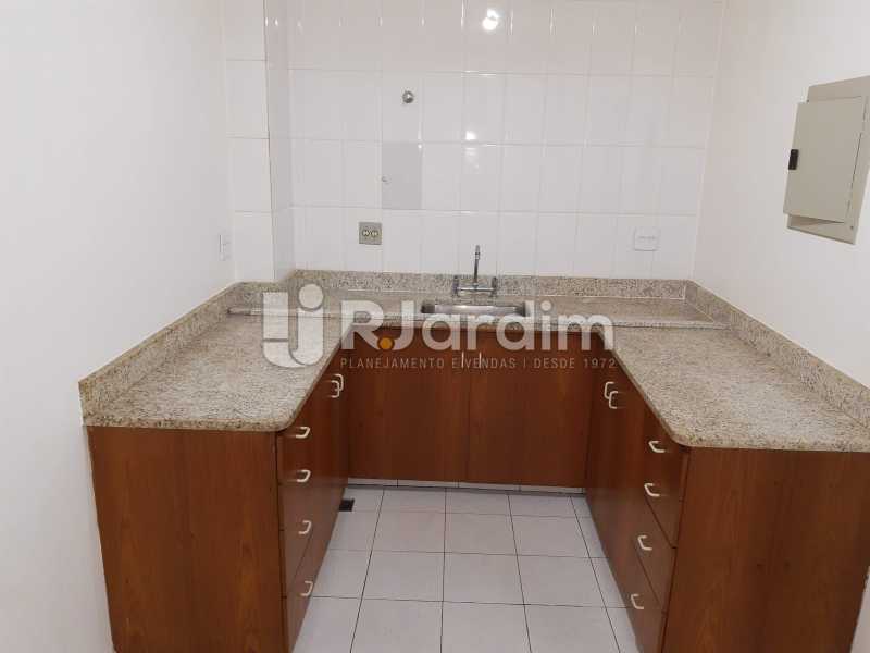 Conheça COZINHA do imóvel - Apartamento À Venda - Copacabana - Rio de Janeiro - RJ - LAAP40815 - 27 COZINHA - Apartamento À Venda - Copacabana - Rio de Janeiro - RJ - LAAP40815 - 27