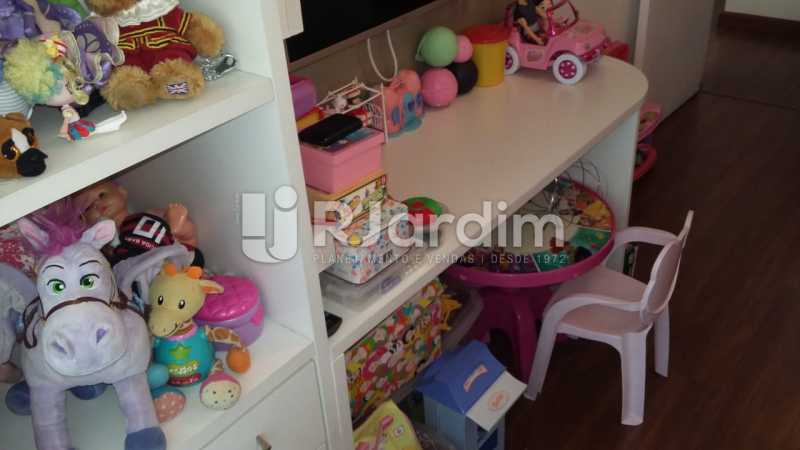 Conheça quarto do imóvel - Apartamento Botafogo 3 Quartos Garagem - LAAP32228 - 20 quarto - Apartamento Botafogo 3 Quartos Garagem - LAAP32228 - 20