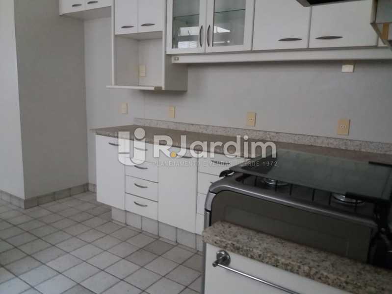 Conheça Cozinha do imóvel - Apartamento À Venda - Copacabana - Rio de Janeiro - RJ - LAAP40817 - 9 Cozinha - Apartamento À Venda - Copacabana - Rio de Janeiro - RJ - LAAP40817 - 9