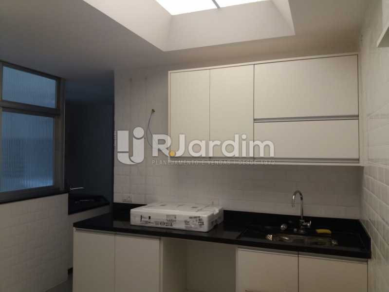 Conheça Cozinha do imóvel - Apartamento À Venda - Ipanema - Rio de Janeiro - RJ - LAAP32230 - 15 Cozinha - Apartamento À Venda - Ipanema - Rio de Janeiro - RJ - LAAP32230 - 15