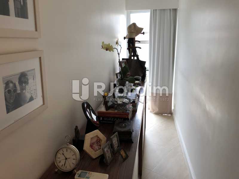 Conheça Suíte do imóvel - Apartamento À Venda - Copacabana - Rio de Janeiro - RJ - LAAP21610 - 16 Suíte - Apartamento À Venda - Copacabana - Rio de Janeiro - RJ - LAAP21610 - 16