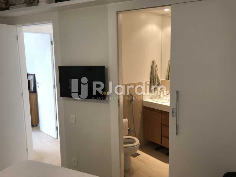 Conheça Suíte do imóvel - Apartamento À Venda - Copacabana - Rio de Janeiro - RJ - LAAP21610 - 18 Suíte - Apartamento À Venda - Copacabana - Rio de Janeiro - RJ - LAAP21610 - 18