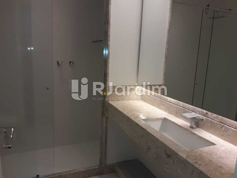 Conheça Banheiro do imóvel - Apartamento Para Alugar - Ipanema - Rio de Janeiro - RJ - LAAP32235 - 10 Banheiro - Apartamento Para Alugar - Ipanema - Rio de Janeiro - RJ - LAAP32235 - 10