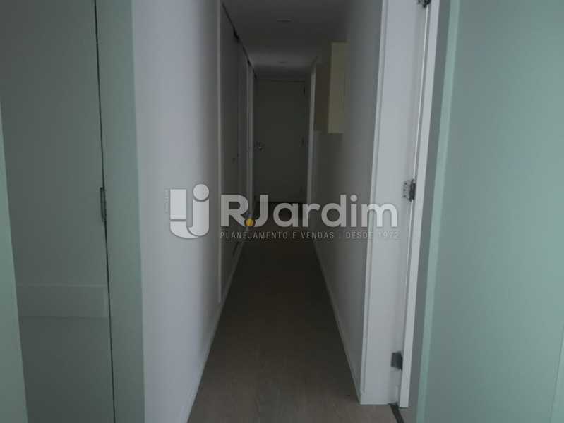 Conheça Corredor com armários do imóvel - Apartamento Para Alugar - Ipanema - Rio de Janeiro - RJ - LAAP32235 - 9 Corredor com armários - Apartamento Para Alugar - Ipanema - Rio de Janeiro - RJ - LAAP32235 - 9