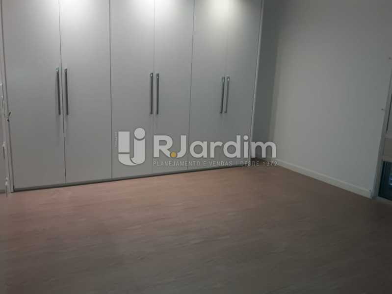 Conheça Suíte/armários do imóvel - Apartamento Para Alugar - Ipanema - Rio de Janeiro - RJ - LAAP32235 - 18 Suíte/armários - Apartamento Para Alugar - Ipanema - Rio de Janeiro - RJ - LAAP32235 - 18