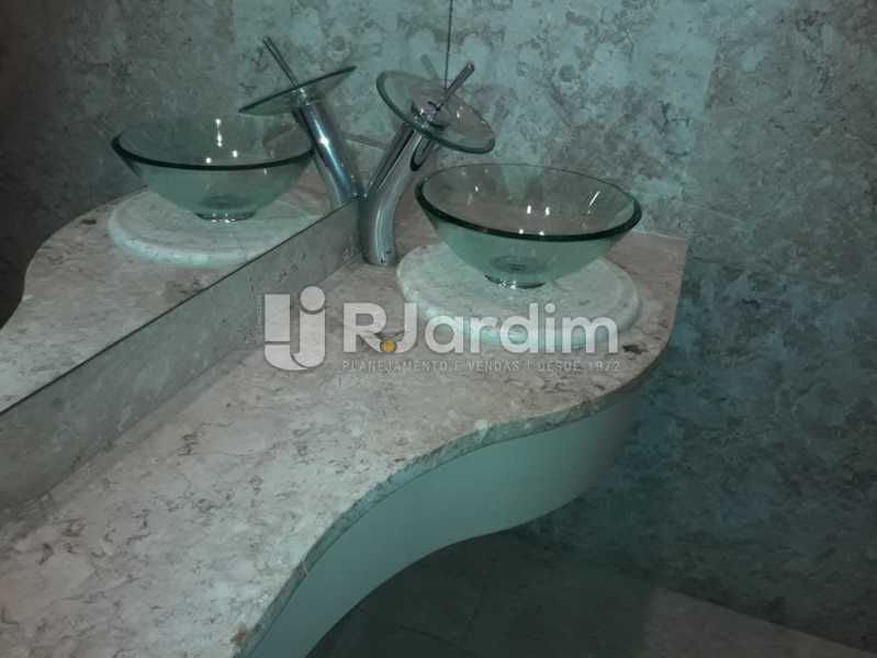 Conheça Lavabo do imóvel - Apartamento Para Alugar - Ipanema - Rio de Janeiro - RJ - LAAP32235 - 12 Lavabo - Apartamento Para Alugar - Ipanema - Rio de Janeiro - RJ - LAAP32235 - 12