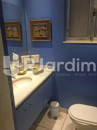 Conheça Lavabo do imóvel - Apartamento À Venda - Copacabana - Rio de Janeiro - RJ - LAAP32236 - 13 Lavabo - Apartamento À Venda - Copacabana - Rio de Janeiro - RJ - LAAP32236 - 13