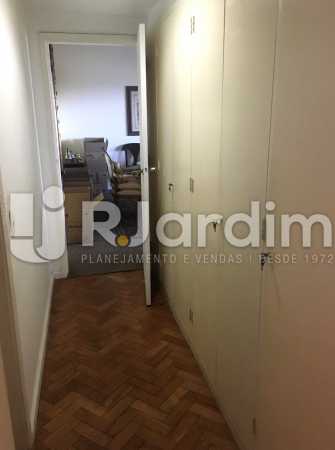 Conheça Circulação do imóvel - Apartamento À Venda - Copacabana - Rio de Janeiro - RJ - LAAP32236 - 14 Circulação - Apartamento À Venda - Copacabana - Rio de Janeiro - RJ - LAAP32236 - 14