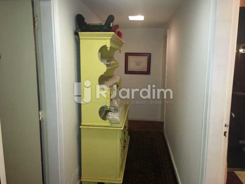 Conheça Circulação do imóvel - Apartamento À Venda - Copacabana - Rio de Janeiro - RJ - LAAP32236 - 20 Circulação - Apartamento À Venda - Copacabana - Rio de Janeiro - RJ - LAAP32236 - 20
