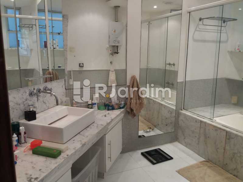Conheça WC suíte do imóvel - Apartamento À Venda - Lagoa - Rio de Janeiro - RJ - LAAP40819 - 13 WC suíte - Apartamento À Venda - Lagoa - Rio de Janeiro - RJ - LAAP40819 - 13