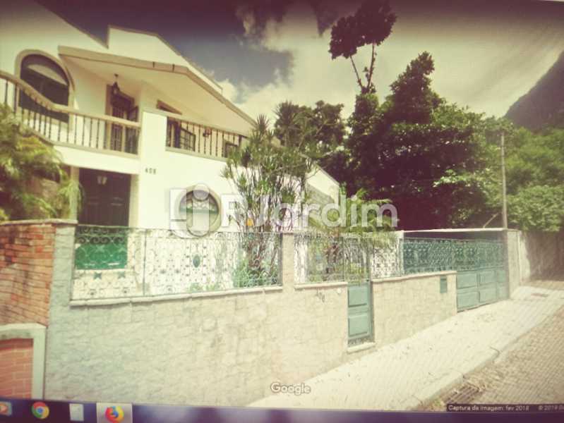 Conheça 1 FACHADA DA CASA do imóvel - Casa Para Alugar - Jardim Botânico - Rio de Janeiro - RJ - LACA40051 - 1 1 FACHADA DA CASA - Casa Para Alugar - Jardim Botânico - Rio de Janeiro - RJ - LACA40051 - 1