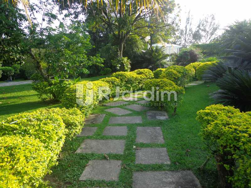 Conheça Jardins do imóvel - Casa em Condominio À Venda - Barra da Tijuca - Rio de Janeiro - RJ - LACN50012 - 3 Jardins - Casa em Condominio À Venda - Barra da Tijuca - Rio de Janeiro - RJ - LACN50012 - 3
