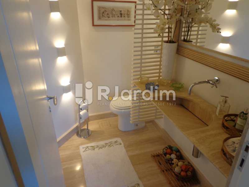 Conheça Lavabo do imóvel - Casa em Condominio À Venda - Barra da Tijuca - Rio de Janeiro - RJ - LACN50012 - 15 Lavabo - Casa em Condominio À Venda - Barra da Tijuca - Rio de Janeiro - RJ - LACN50012 - 15