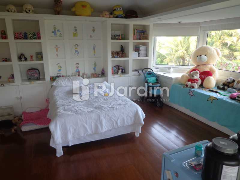 Conheça Suíte master do imóvel - Casa em Condominio À Venda - Barra da Tijuca - Rio de Janeiro - RJ - LACN50012 - 17 Suíte master - Casa em Condominio À Venda - Barra da Tijuca - Rio de Janeiro - RJ - LACN50012 - 17