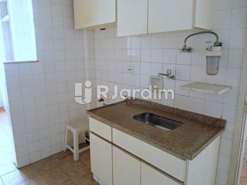 Conheça cozinha do imóvel - Apartamento À Venda - Leblon - Rio de Janeiro - RJ - LAAP10399 - 13 cozinha - Apartamento À Venda - Leblon - Rio de Janeiro - RJ - LAAP10399 - 13