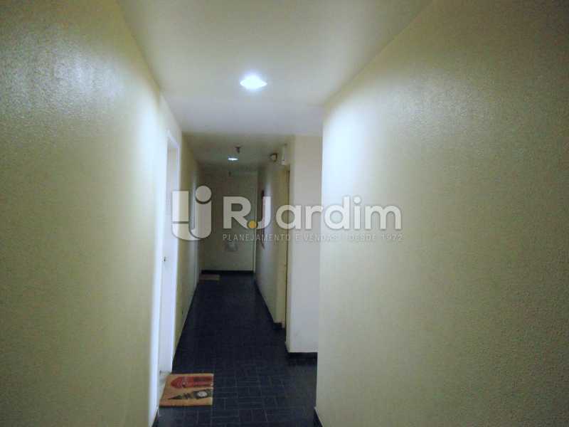 Conheça corredor do andar do imóvel - Apartamento À Venda - Leblon - Rio de Janeiro - RJ - LAAP10399 - 19 corredor do andar - Apartamento À Venda - Leblon - Rio de Janeiro - RJ - LAAP10399 - 19