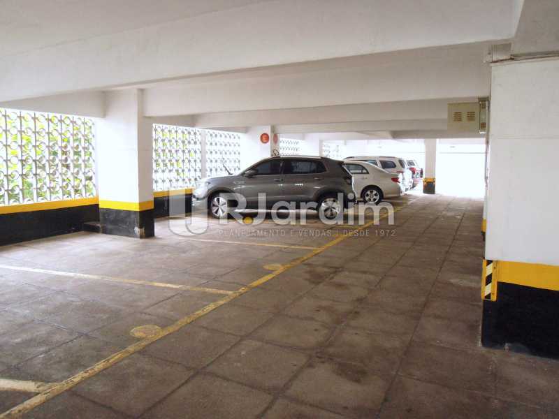 Conheça garagem do imóvel - Apartamento À Venda - Leblon - Rio de Janeiro - RJ - LAAP10399 - 24 garagem - Apartamento À Venda - Leblon - Rio de Janeiro - RJ - LAAP10399 - 24