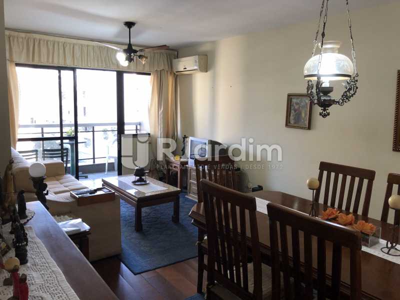 Conheça Salão do imóvel - Apartamento À Venda - Copacabana - Rio de Janeiro - RJ - LAAP32246 - 12 Salão - Apartamento À Venda - Copacabana - Rio de Janeiro - RJ - LAAP32246 - 12