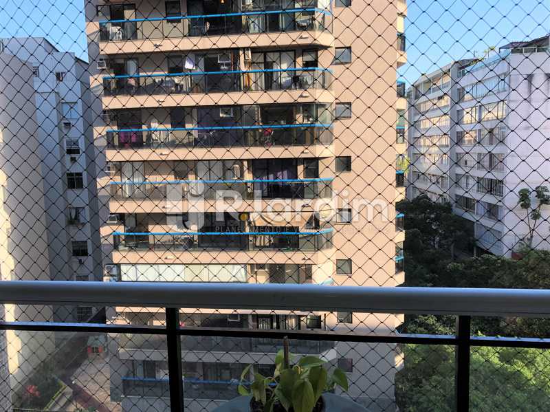 Conheça Vista rua do imóvel - Apartamento À Venda - Copacabana - Rio de Janeiro - RJ - LAAP32246 - 6 Vista rua - Apartamento À Venda - Copacabana - Rio de Janeiro - RJ - LAAP32246 - 6