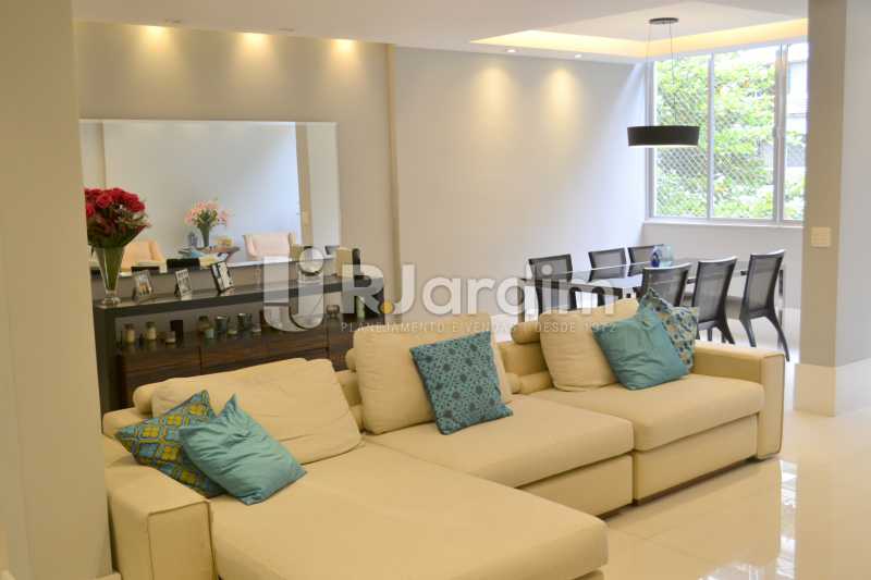 Conheça SALA do imóvel - Apartamento Rua General Venâncio Flores,Leblon, Zona Sul,Rio de Janeiro, RJ Para Alugar, 2 Quartos, 134m² - LAAP21617 - 3 SALA - Apartamento Rua General Venâncio Flores,Leblon, Zona Sul,Rio de Janeiro, RJ Para Alugar, 2 Quartos, 134m² - LAAP21617 - 3