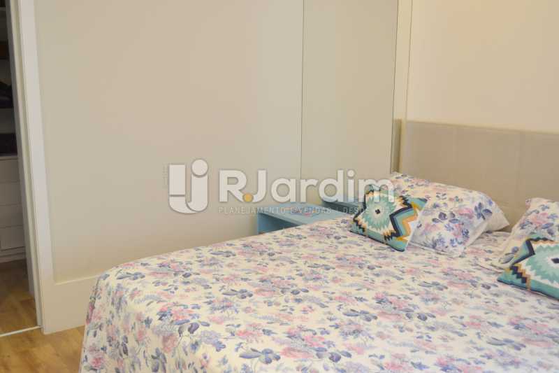 Conheça SUÍTE do imóvel - Apartamento Rua General Venâncio Flores,Leblon, Zona Sul,Rio de Janeiro, RJ Para Alugar, 2 Quartos, 134m² - LAAP21617 - 21 SUÍTE - Apartamento Rua General Venâncio Flores,Leblon, Zona Sul,Rio de Janeiro, RJ Para Alugar, 2 Quartos, 134m² - LAAP21617 - 21