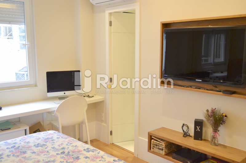 Conheça SUÍTE do imóvel - Apartamento Rua General Venâncio Flores,Leblon, Zona Sul,Rio de Janeiro, RJ Para Alugar, 2 Quartos, 134m² - LAAP21617 - 24 SUÍTE - Apartamento Rua General Venâncio Flores,Leblon, Zona Sul,Rio de Janeiro, RJ Para Alugar, 2 Quartos, 134m² - LAAP21617 - 24