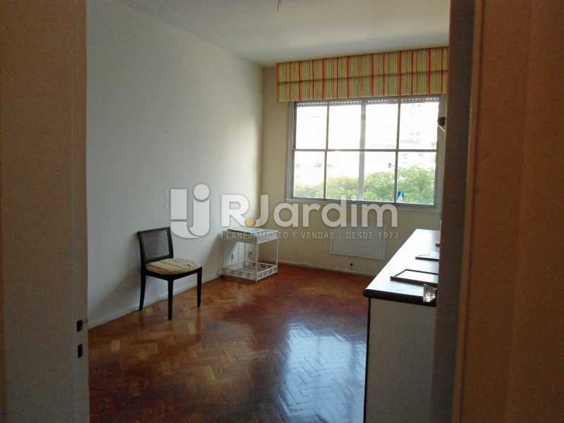 Conheça quarto 3 do imóvel - Compra Venda Avaliação Imóveis Apartamento Copacabana 4 Quartos - LAAP40824 - 14 quarto 3 - Compra Venda Avaliação Imóveis Apartamento Copacabana 4 Quartos - LAAP40824 - 14