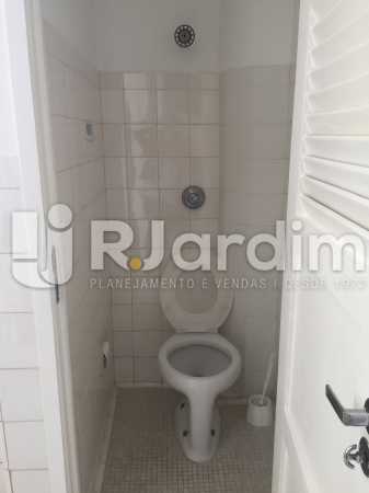 Conheça banheiro de serviço do imóvel - Apartamento Para Alugar - Ipanema - Rio de Janeiro - RJ - LAAP21621 - 16 banheiro de serviço - Apartamento Para Alugar - Ipanema - Rio de Janeiro - RJ - LAAP21621 - 16