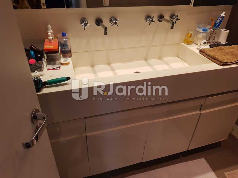 Conheça BANHEIRO SUÍTE MASTER do imóvel - Apartamento Barra da Tijuca 4 Quartos - LAAP40826 - 20 BANHEIRO SUÍTE MASTER - Apartamento Barra da Tijuca 4 Quartos - LAAP40826 - 20