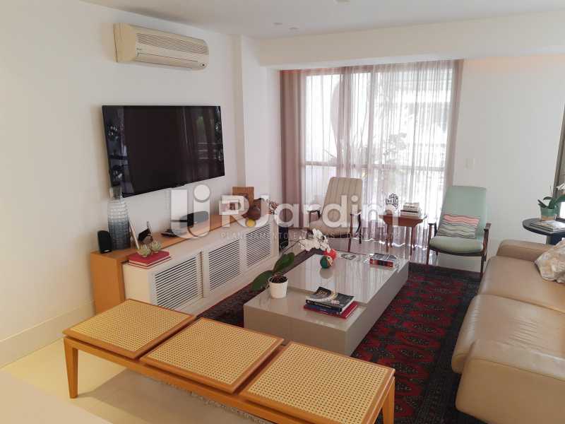 Conheça SALA do imóvel - Apartamento Barra da Tijuca 4 Quartos - LAAP40826 - 5 SALA - Apartamento Barra da Tijuca 4 Quartos - LAAP40826 - 5