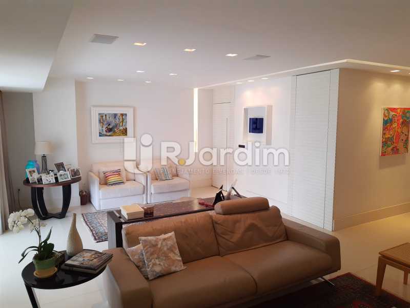 Conheça SALA do imóvel - Apartamento Barra da Tijuca 4 Quartos - LAAP40826 - 1 SALA - Apartamento Barra da Tijuca 4 Quartos - LAAP40826 - 1
