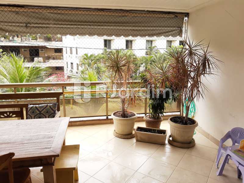 Conheça VARANDÃO do imóvel - Apartamento Barra da Tijuca 4 Quartos - LAAP40826 - 7 VARANDÃO - Apartamento Barra da Tijuca 4 Quartos - LAAP40826 - 7