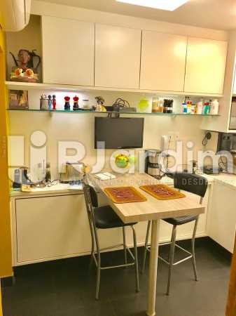 Conheça cozinha do imóvel - Apartamento Leblon 4 Quartos - LAAP40827 - 20 cozinha - Apartamento Leblon 4 Quartos - LAAP40827 - 20