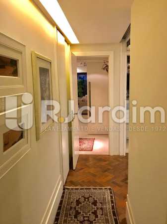 Conheça corredor do imóvel - Apartamento Leblon 4 Quartos - LAAP40827 - 19 corredor - Apartamento Leblon 4 Quartos - LAAP40827 - 19