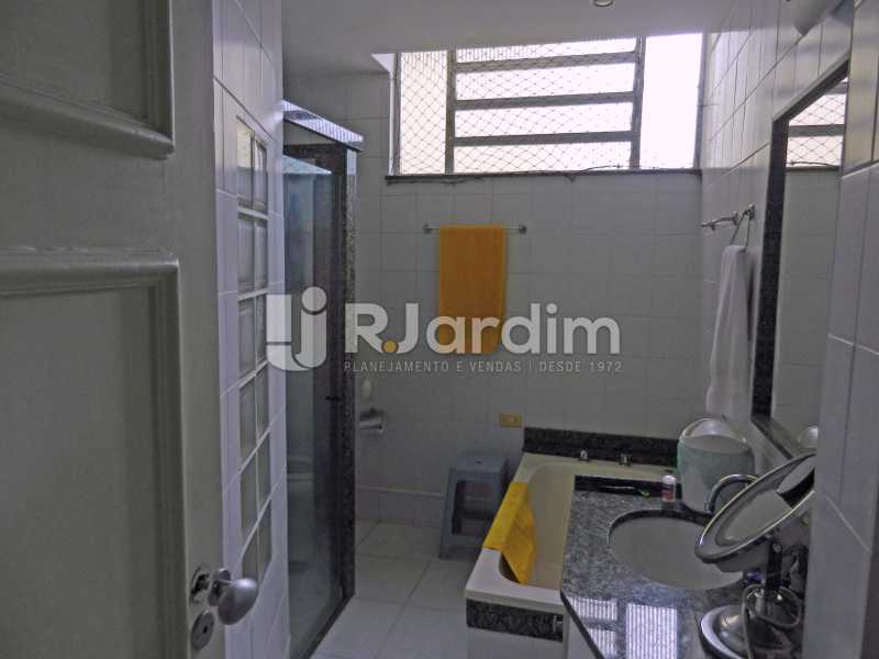 Conheça banho suite do imóvel - Apartamento Botafogo 3 Quartos - LAAP32259 - 11 banho suite - Apartamento Botafogo 3 Quartos - LAAP32259 - 11