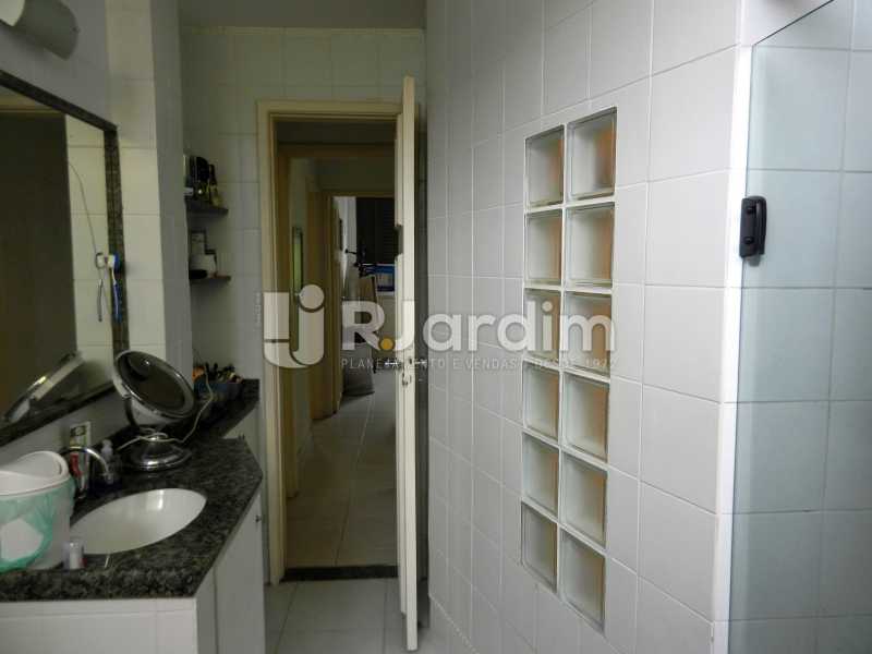 Conheça banho suite do imóvel - Apartamento Botafogo 3 Quartos - LAAP32259 - 12 banho suite - Apartamento Botafogo 3 Quartos - LAAP32259 - 12