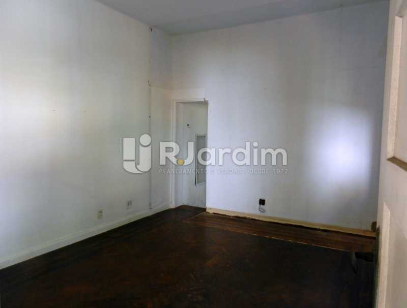 Conheça suite do imóvel - Casa Triplex Residencial Botafogo 5 Quartos Garagem Compra Venda Avaliação Imóveis - LACV50002 - 23 suite - Casa Triplex Residencial Botafogo 5 Quartos Garagem Compra Venda Avaliação Imóveis - LACV50002 - 23
