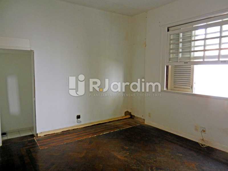 Conheça suite do imóvel - Casa Triplex Residencial Botafogo 5 Quartos Garagem Compra Venda Avaliação Imóveis - LACV50002 - 24 suite - Casa Triplex Residencial Botafogo 5 Quartos Garagem Compra Venda Avaliação Imóveis - LACV50002 - 24