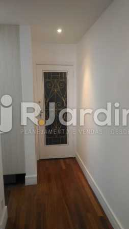 Conheça HALL DE ENTRADA do imóvel - Apartamento Leblon 2 Quartos - LAAP21630 - 20 HALL DE ENTRADA - Apartamento Leblon 2 Quartos - LAAP21630 - 20