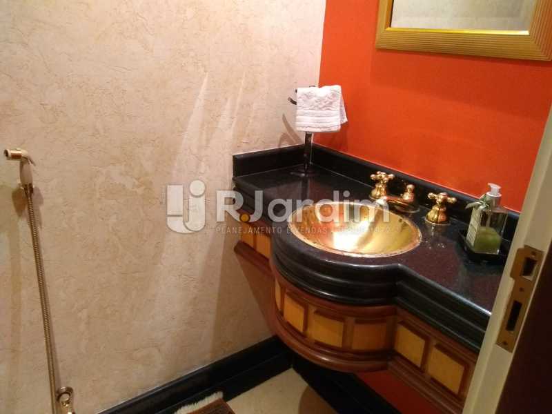 Conheça lavabo do imóvel - Apartamento Leblon 3 Quartos - LAAP32262 - 20 lavabo - Apartamento Leblon 3 Quartos - LAAP32262 - 20