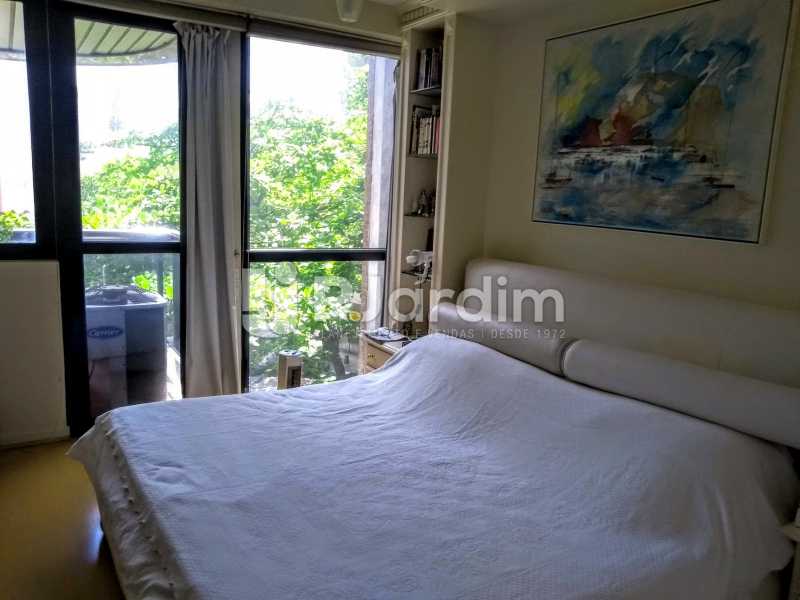 Conheça suíte do imóvel - Apartamento Leblon 3 Quartos - LAAP32262 - 11 suíte - Apartamento Leblon 3 Quartos - LAAP32262 - 11