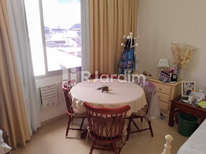 Conheça SUÍTE MASTER do imóvel - Apartamento Copacabana 4 Quartos Garagem - LAAP40830 - 22 SUÍTE MASTER - Apartamento Copacabana 4 Quartos Garagem - LAAP40830 - 22
